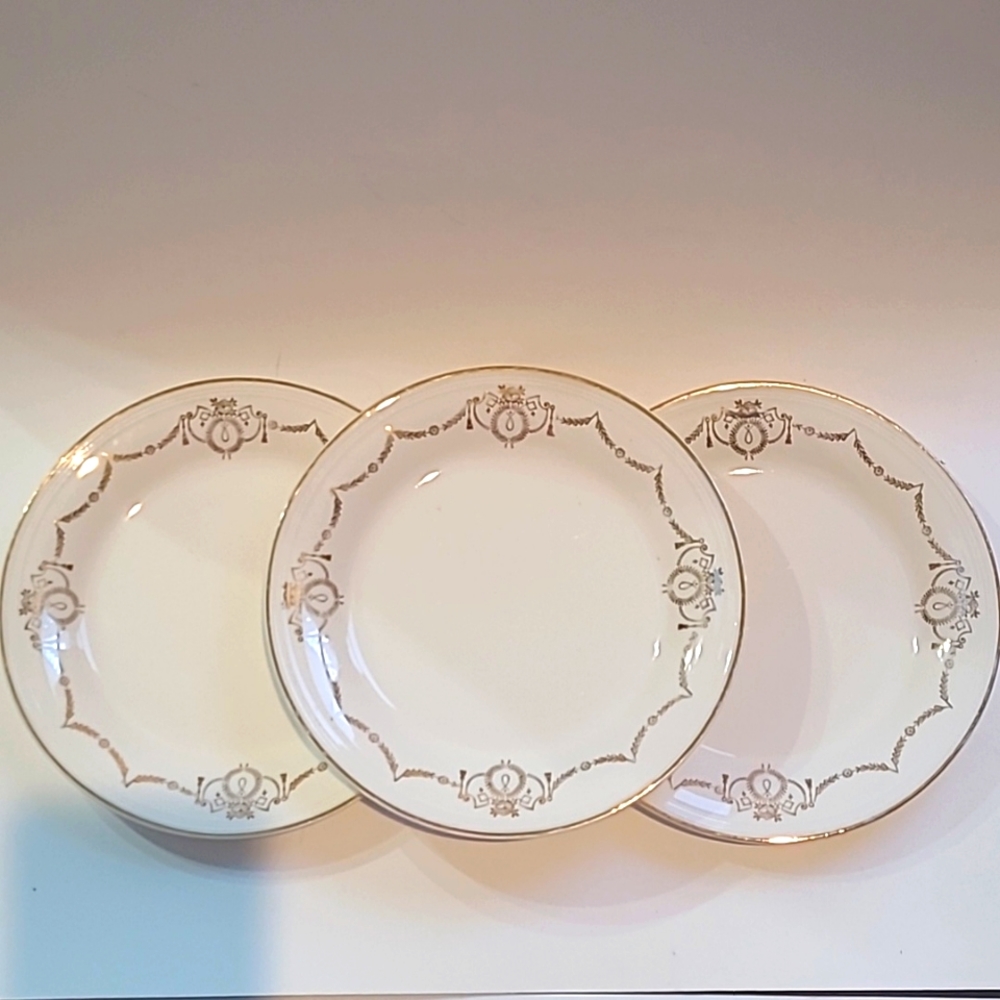 Edwin M Knowles Salad Plates